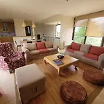 Villa Xenos 2 With 5 Bedrooms Private Swimming Pool, Near The Sea
