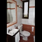 Xenos 2 With 5 Bedrooms Private Swimming Pool, Near The Sea Villa Tigaki