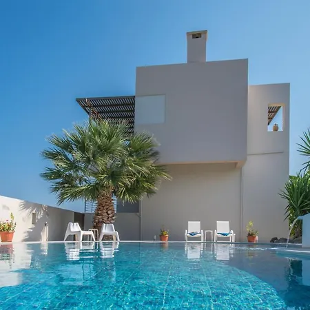 Luxury Xenos 2 With 4 Bedrooms , Private Swimming Pool, Near The Sea