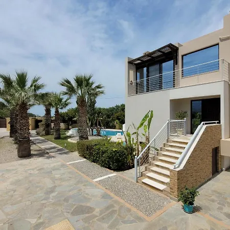Xenos 2 With 5 Bedrooms Private Swimming Pool, Near The Sea * Tigaki