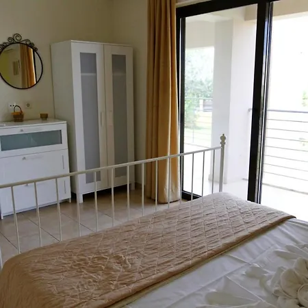 Luxury Xenos 2 With 4 Bedrooms , Private Swimming Pool, Near The Sea Villa *