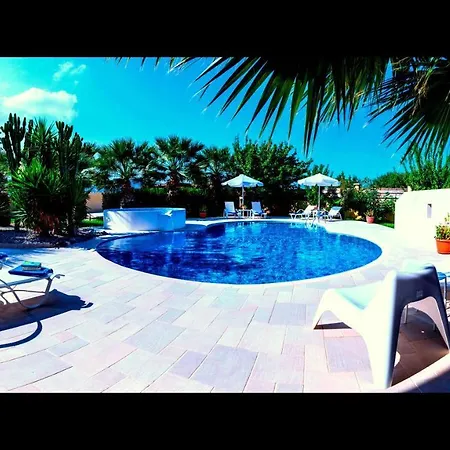 Xenos 2 With 5 Bedrooms Private Swimming Pool, Near The Sea * Τιγκάκι