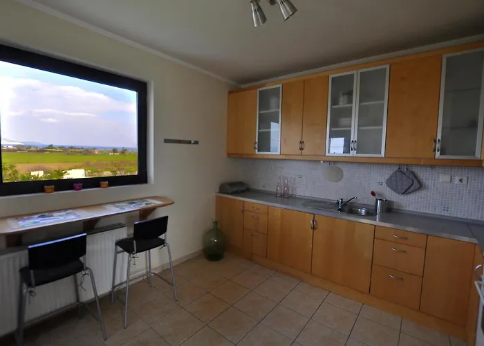 Вилла Xenos 2 With 5 Bedrooms Private Swimming Pool, Near The Sea