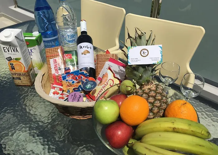 Xenos 2 With 5 Bedrooms Private Swimming Pool, Near The Sea Вилла