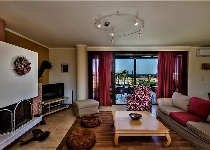 Вилла Xenos 2 With 5 Bedrooms Private Swimming Pool, Near The Sea