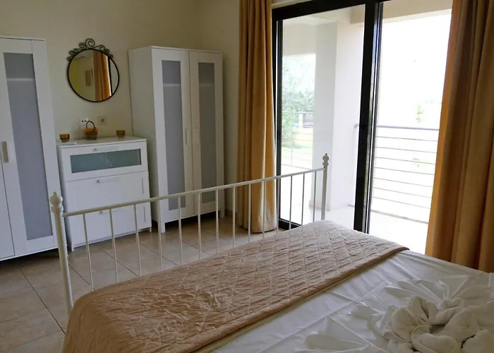 Xenos 2 With 5 Bedrooms Private Swimming Pool, Near The Sea Вилла *